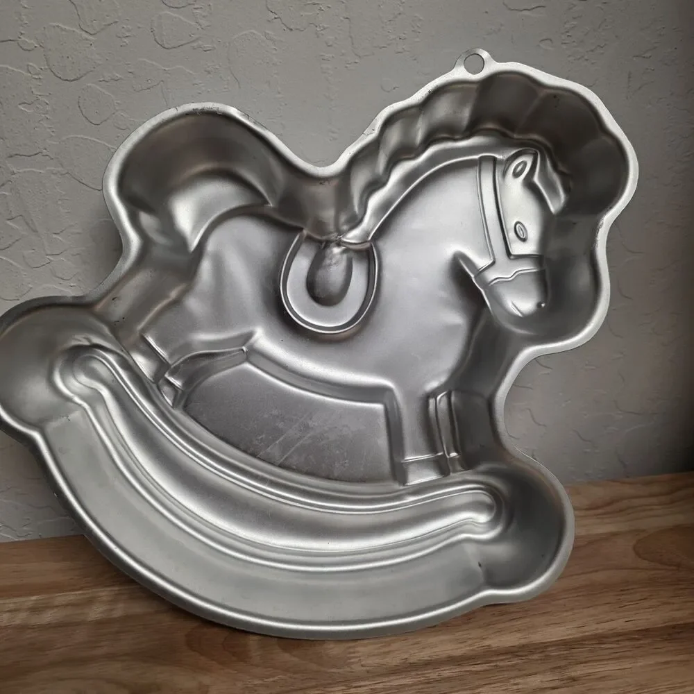 WILTON ROCKING HORSE Birthday Baby Cake Pan Mold 1984 Vintage Baking #2105-2388